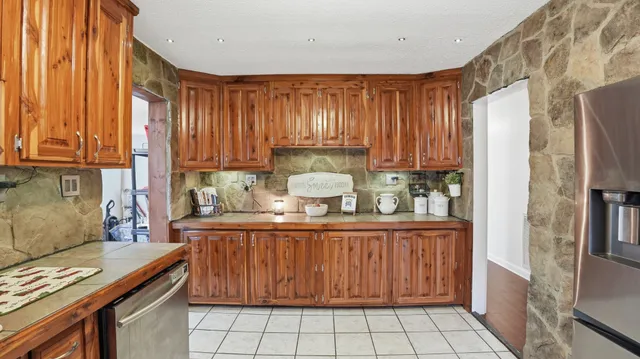 $359,999 | 7610 Highway 50, Pelham, TN 37366