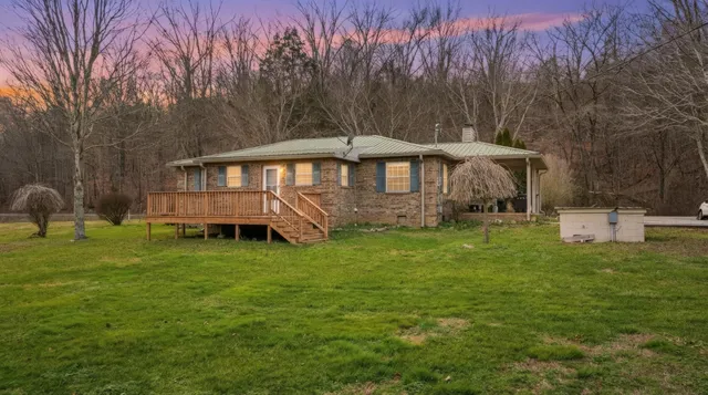 $359,999 | 7610 Highway 50, Pelham, TN 37366