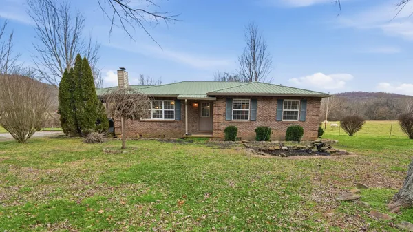 $359,999 | 7610 Highway 50, Pelham, TN 37366