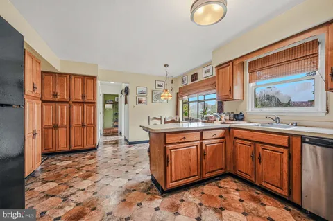 $569,900 | 29 Pierson Drive, Hockessin, DE 19707