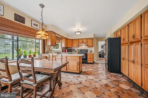 $569,900 | 29 Pierson Drive, Hockessin, DE 19707