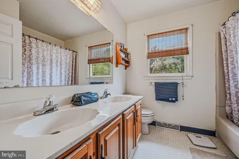 $569,900 | 29 Pierson Drive, Hockessin, DE 19707