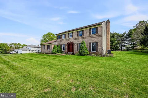 $569,900 | 29 Pierson Drive, Hockessin, DE 19707