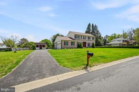 $569,900 | 29 Pierson Drive, Hockessin, DE 19707
