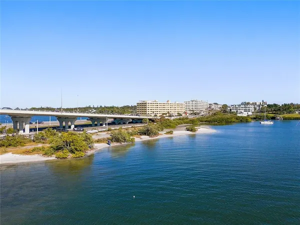 $289,999 | 131 Bluff View Drive, Unit 109, Belleair Bluffs, FL 33770