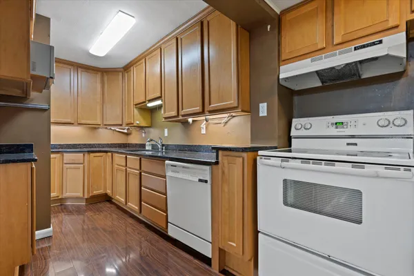 $249,000 | 5006 North Port Washington Road, Glendale, WI 53217