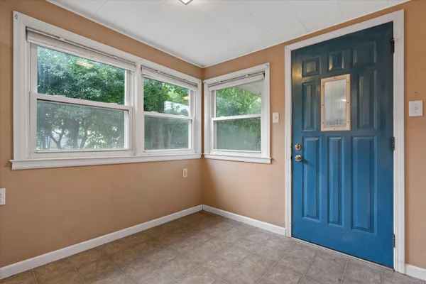 $249,000 | 5006 North Port Washington Road, Glendale, WI 53217