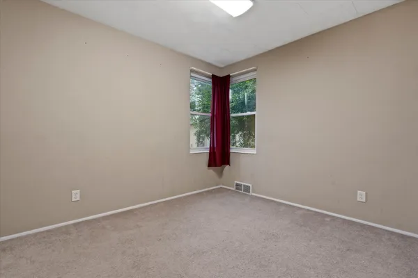 $249,000 | 5006 North Port Washington Road, Glendale, WI 53217