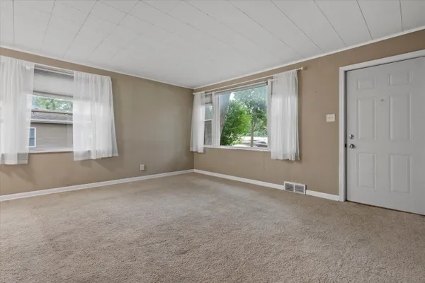$249,000 | 5006 North Port Washington Road, Glendale, WI 53217