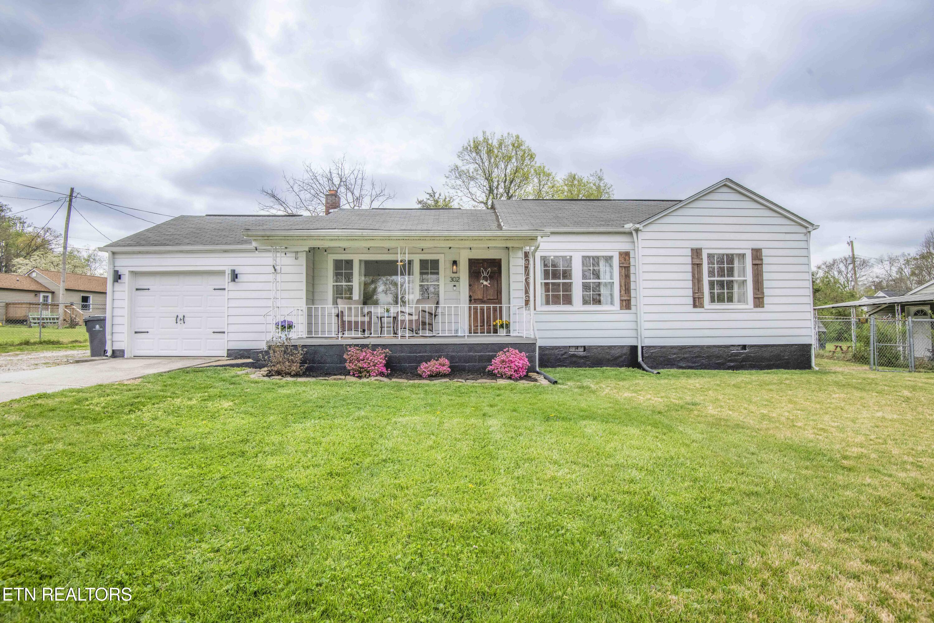 302 Hamilton Road Knoxville, TN 37920 - Photo 1 of 40 exterior 2_1