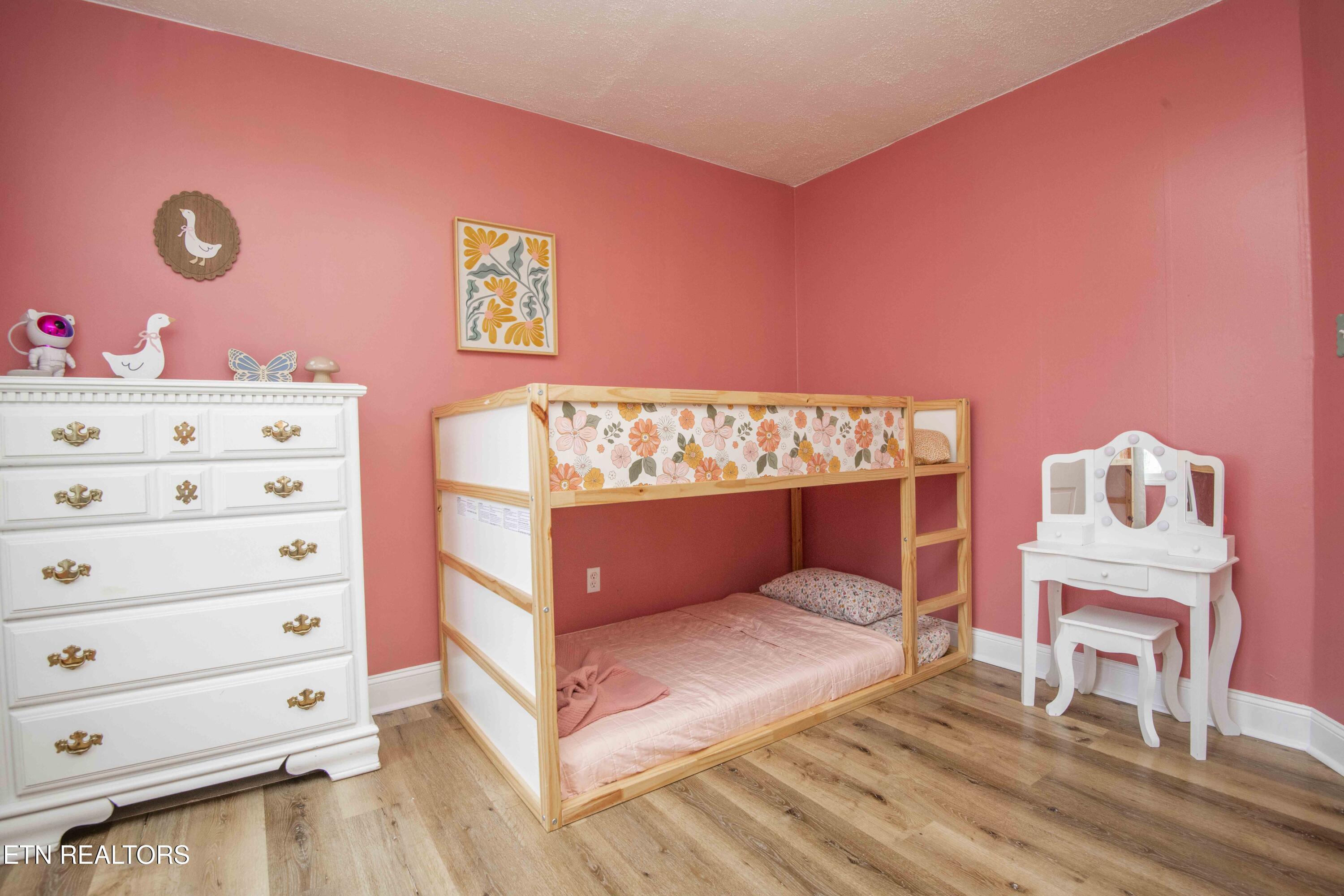 302 Hamilton Road Knoxville, TN 37920 - Photo 26 of 40 third bed_1