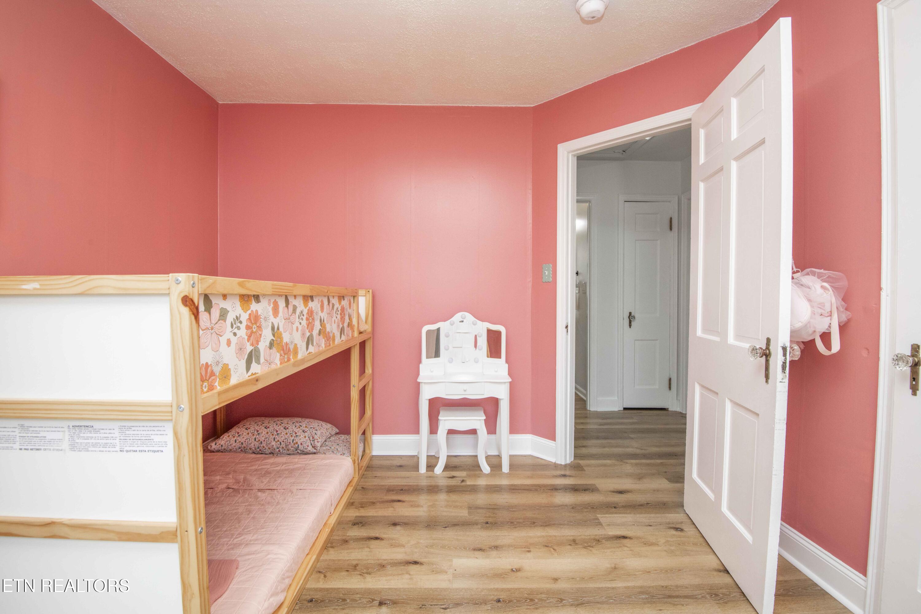 302 Hamilton Road Knoxville, TN 37920 - Photo 28 of 40 third bed 1_1