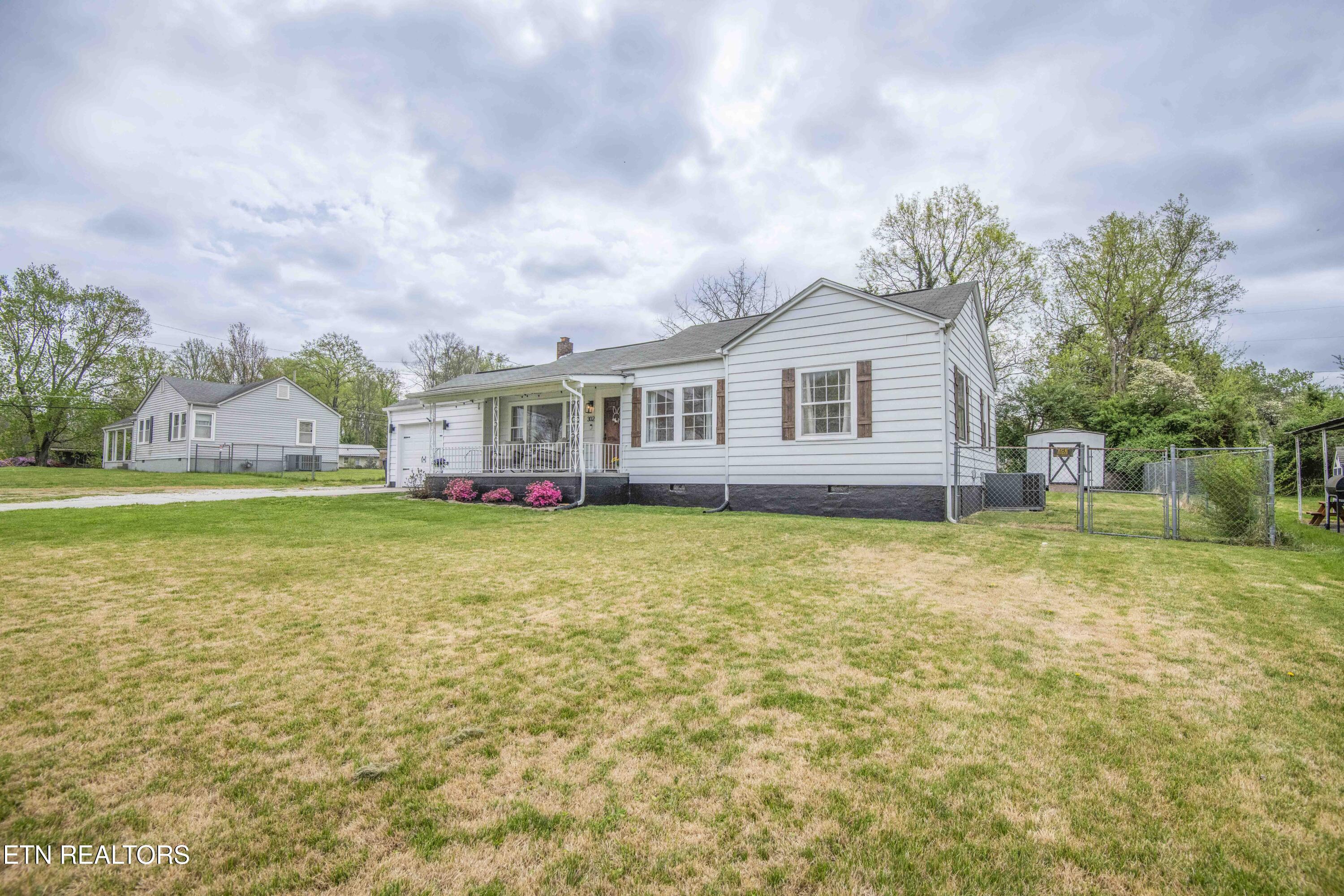 302 Hamilton Road Knoxville, TN 37920 - Photo 3 of 40 exterior 1_1