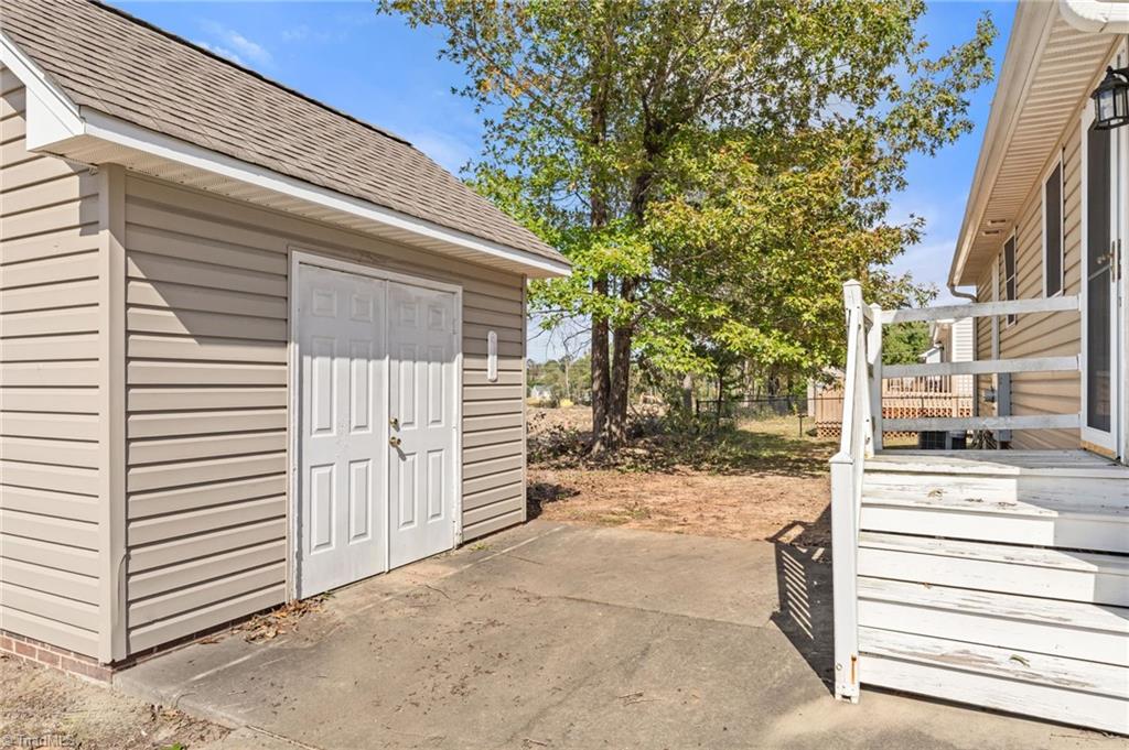 300 Manning Way Elon, NC 27244 - Photo 18 of 21