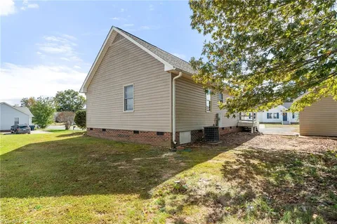 $244,900 | 300 Manning Way, Elon, NC 27244