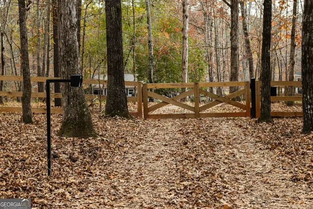 a view of outdoor space