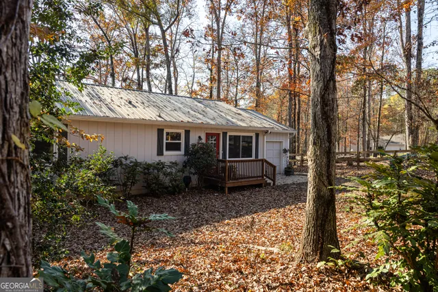 a house view with a outdoor space