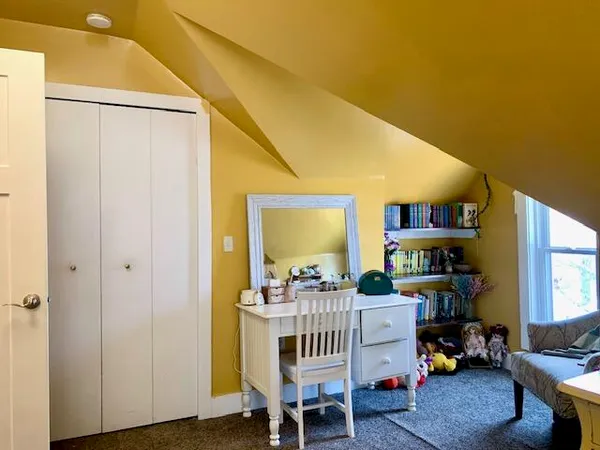 $359,000 | 406 North Rowe Street, Ludington, MI 49431