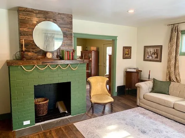 $359,000 | 406 North Rowe Street, Ludington, MI 49431