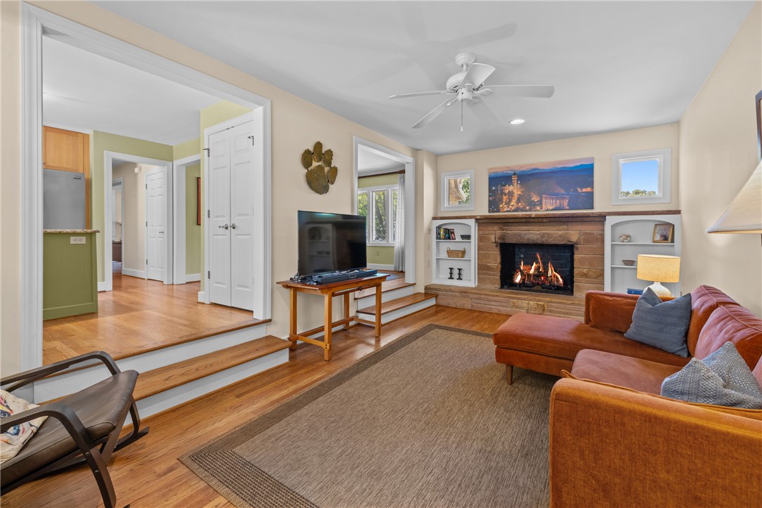 208 Mountain View Lane Clemson, SC 29631 - Photo 11 of 39