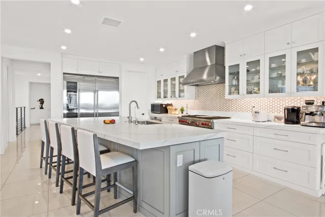 $4,299,900 | 208 Ocean Place, Seal Beach, CA 90740