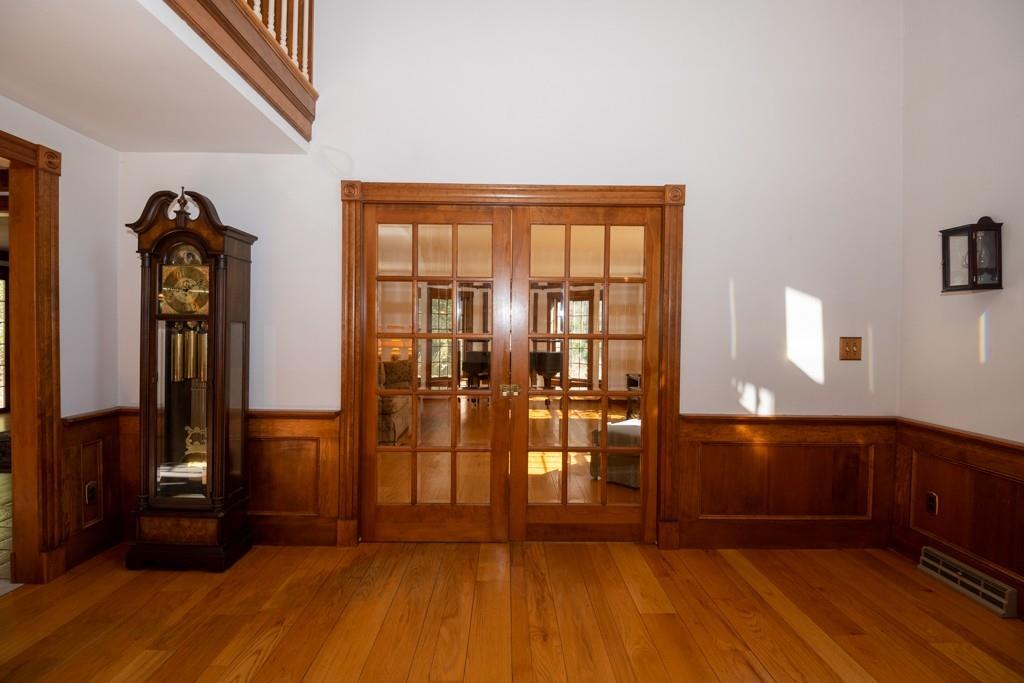 8 Old Stafford Road Holland, MA 01521 - Photo 14 of 38