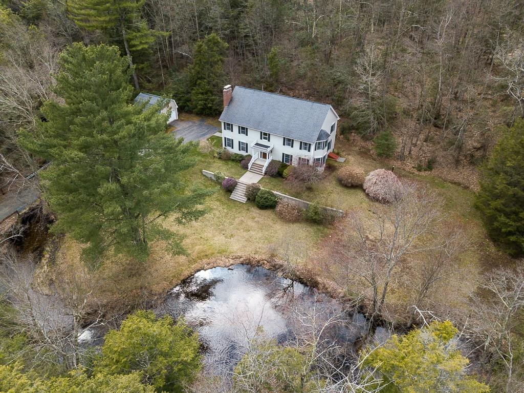 8 Old Stafford Road Holland, MA 01521 - Photo 2 of 38