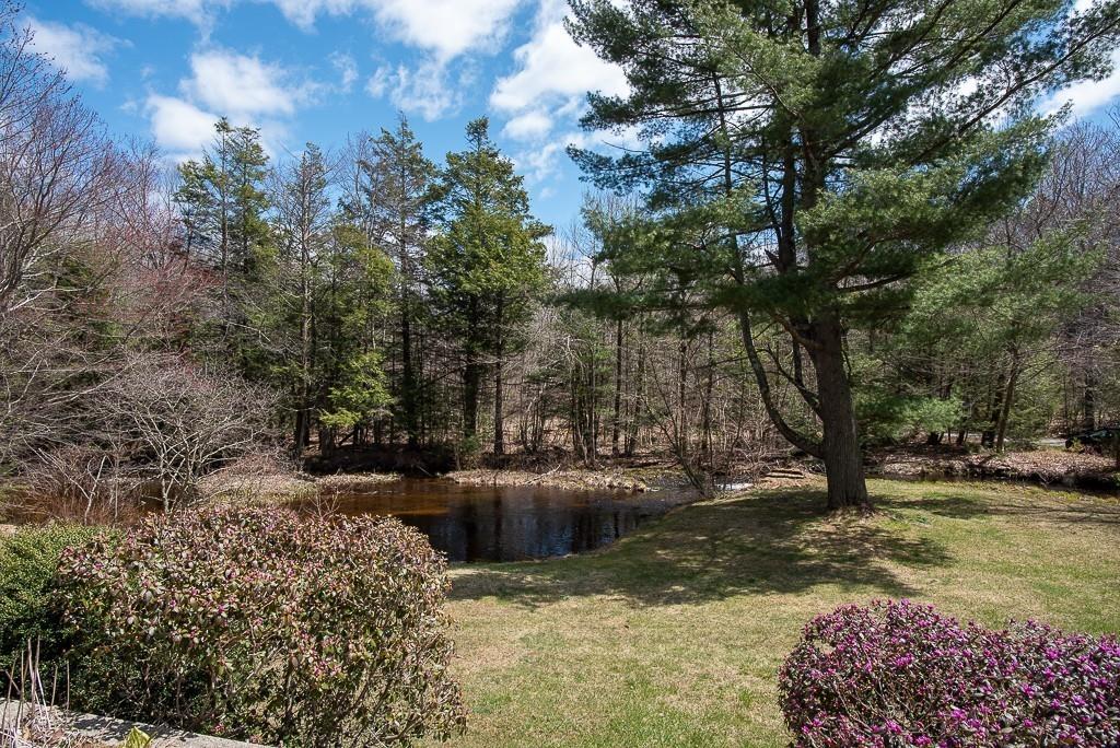 8 Old Stafford Road Holland, MA 01521 - Photo 34 of 38
