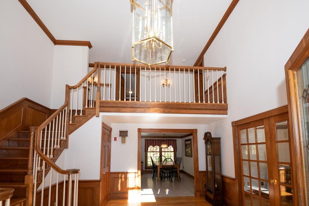 8 Old Stafford Road Holland, MA 01521 - Photo 6 of 38