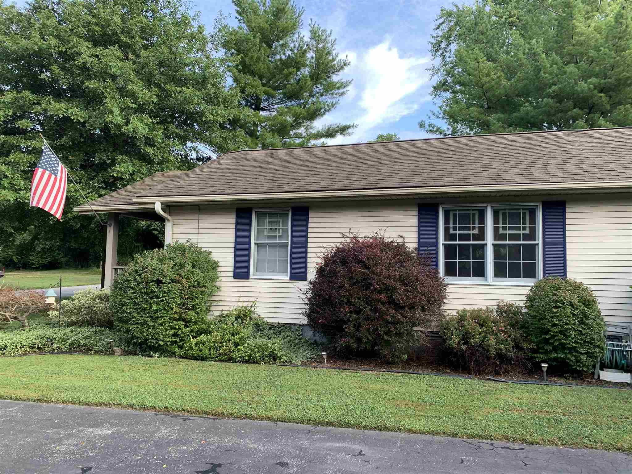 1221 South Weimer Road Bloomington, IN 47403 - Photo 5 of 36