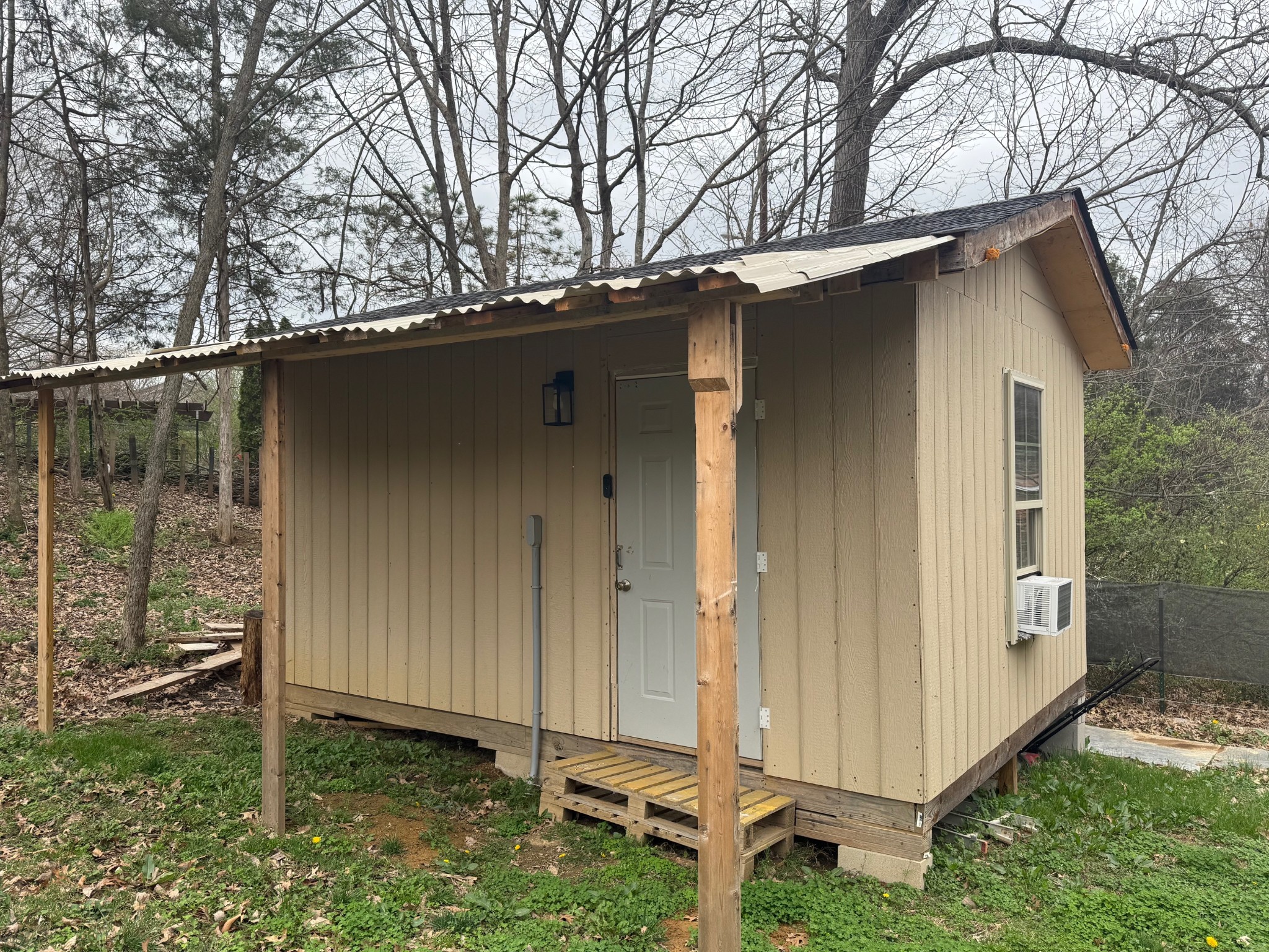 1320 Tulip Grove Road Hermitage, TN 37076 - Photo 5 of 6 a backyard of a house with lots of green space