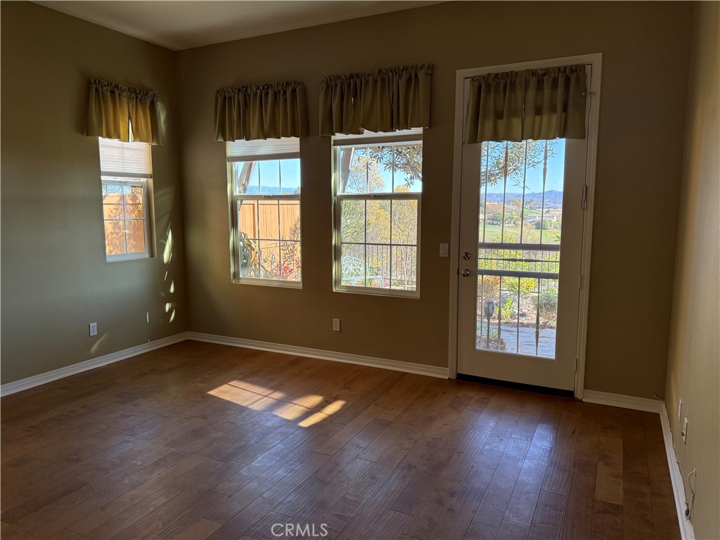 1229 Breakaway Drive Oceanside, CA 92057 - Photo 10 of 36