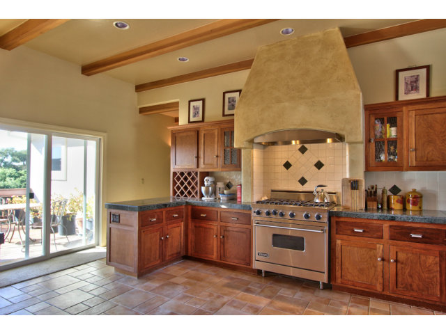 24522 Rimrock Canyon Road Salinas, CA 93908 - Photo 8 of 25 Gallery Image 8
