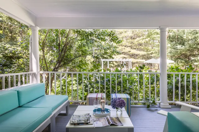 $2,950,000 | 6 Old Orchard Lane, East Hampton, NY 11937