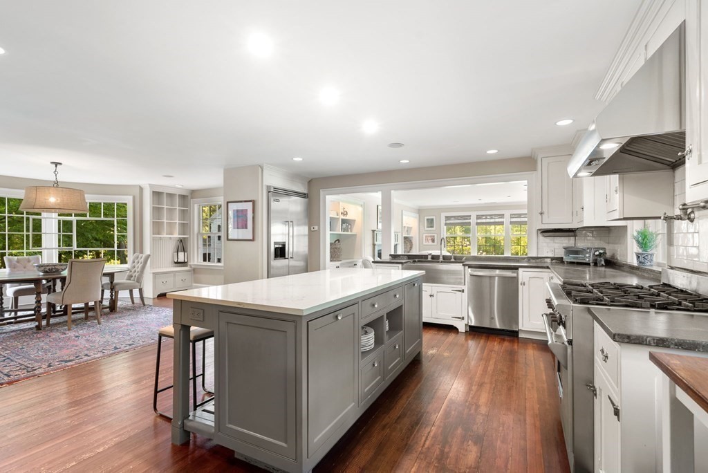 143 Grapevine Road Wenham, MA 01984 - Photo 7 of 36