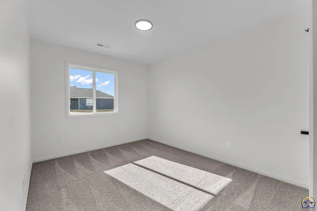 $275,000 | 1925 Northwest Vail Court, Topeka, KS 66608