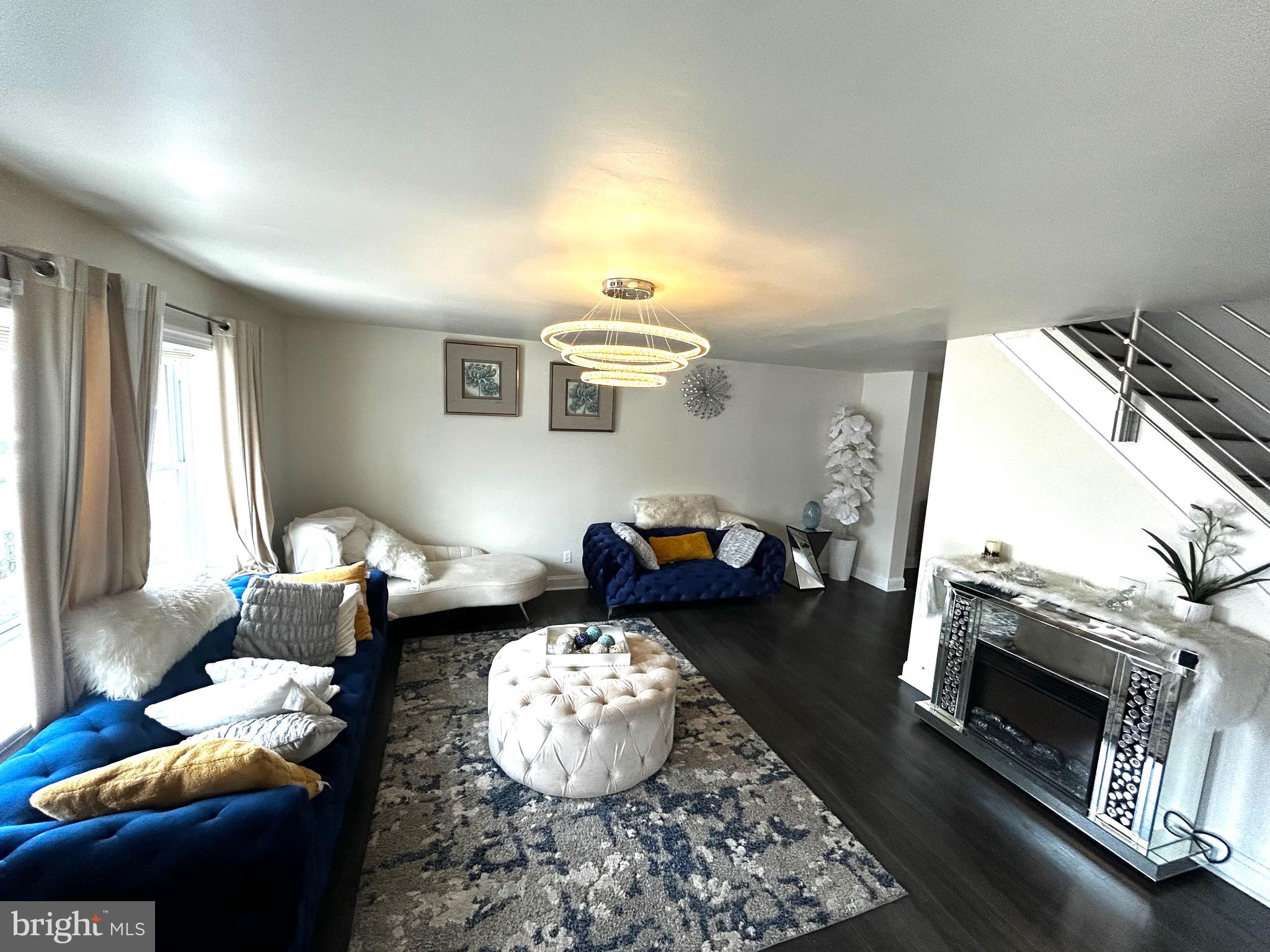 3207 Ancona Road Philadelphia, PA 19154 - Photo 3 of 47 Gallery Image 3