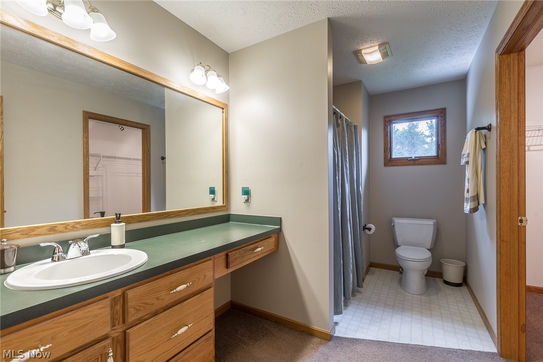 13611 Spring Street Burton, OH 44021 - Photo 16 of 34 Gallery Image 16