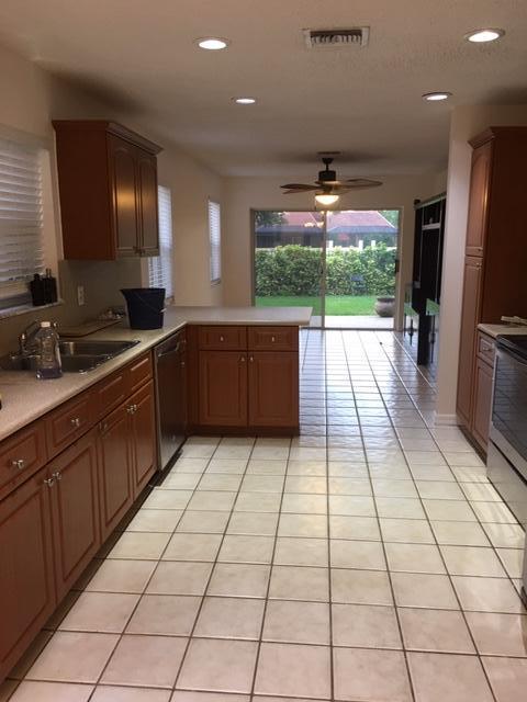 19901 Milan Terrace Boca Raton, FL 33434 - Photo 2 of 27 Kitchen