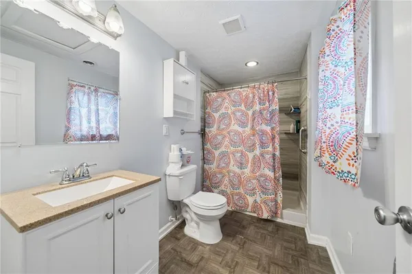 $290,000 | 605 West Grant Street, Houston, PA 15342