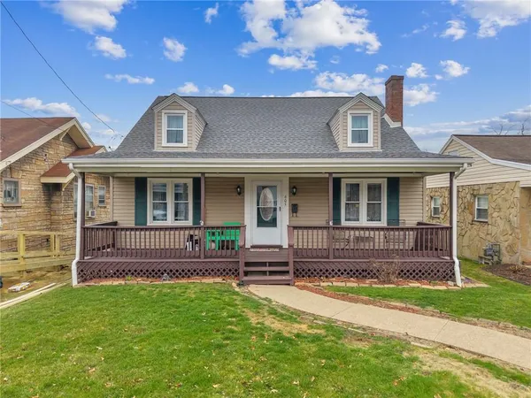 $290,000 | 605 West Grant Street, Houston, PA 15342