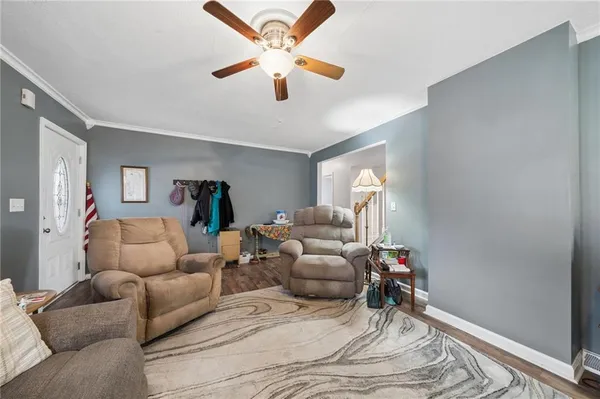 $290,000 | 605 West Grant Street, Houston, PA 15342