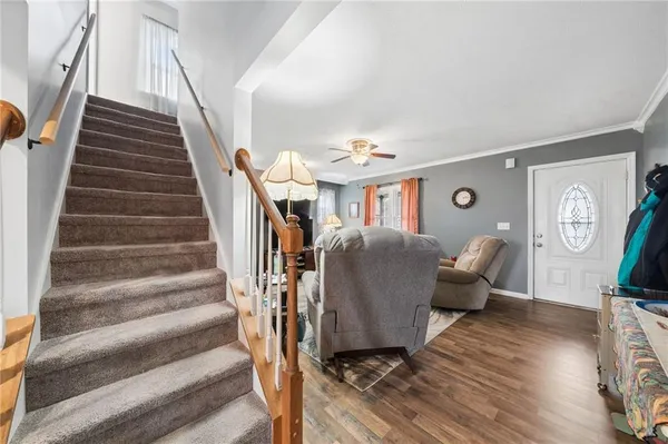 $290,000 | 605 West Grant Street, Houston, PA 15342