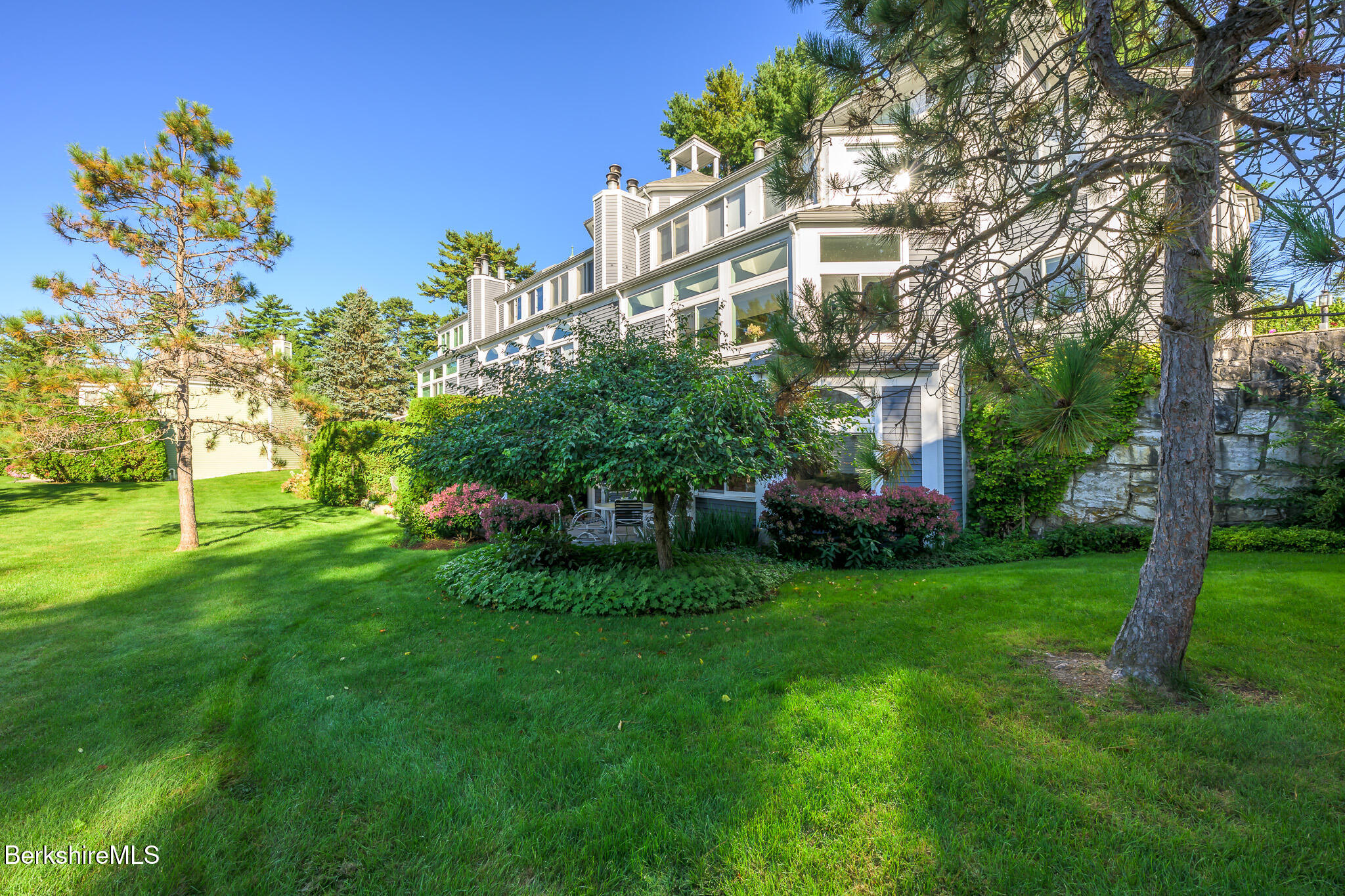 19 Hawthorne Road, Unit 1C Stockbridge, MA 01240 - Photo 1 of 44 1