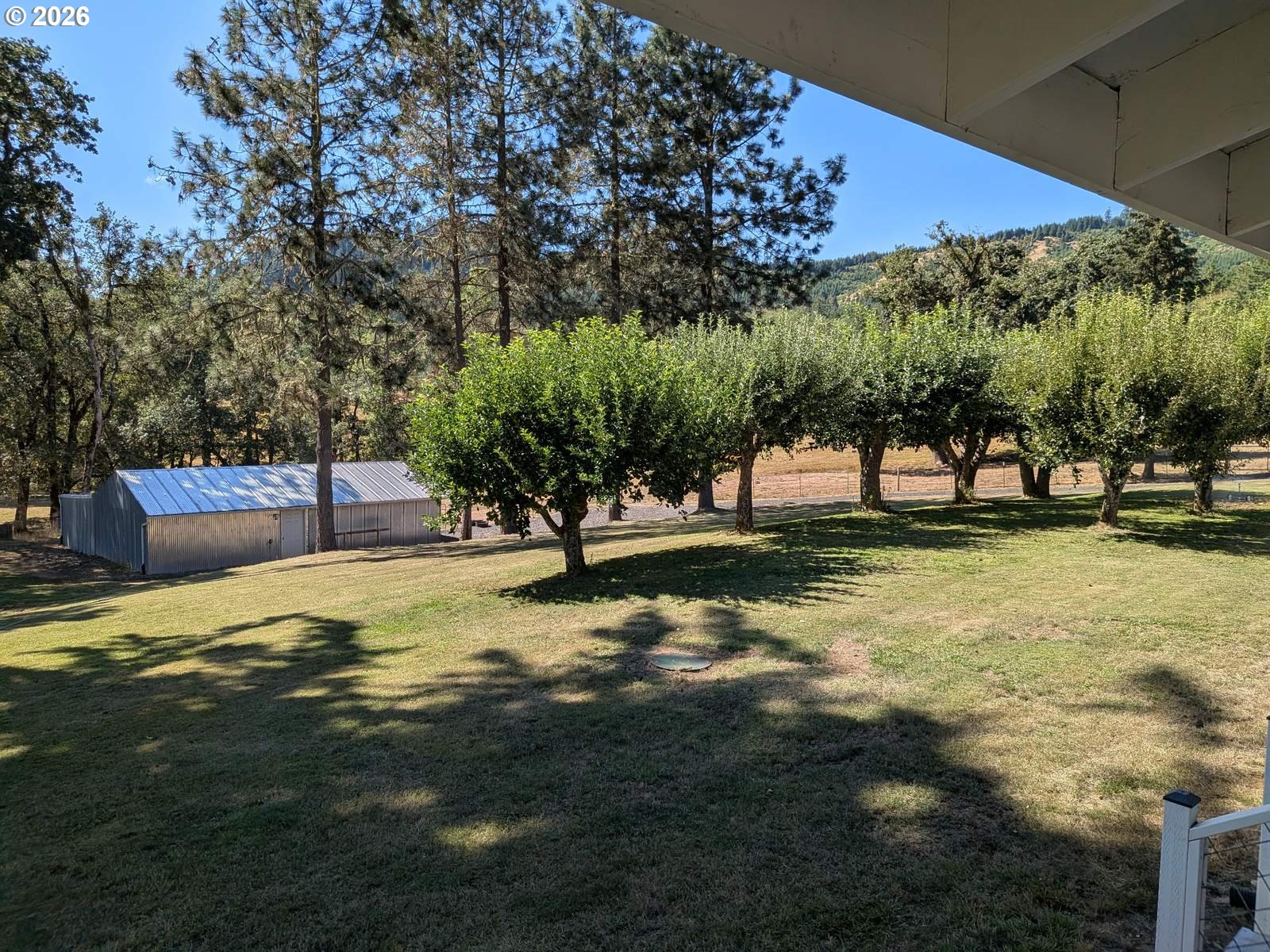 9450 Bullock Road Oakland, OR 97462 - Photo 7 of 18 Gallery Image 7