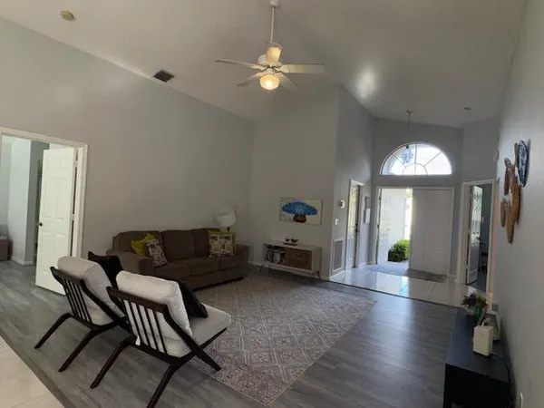 $3,300 | 1883 Oak Berry Circle, Wellington, FL 33414