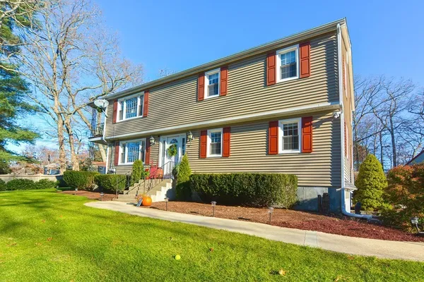 $2,800 | 110 Oswego Street, Unit 2, Bellingham, MA 02019