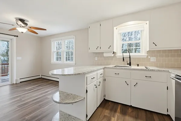 $2,800 | 110 Oswego Street, Unit 2, Bellingham, MA 02019