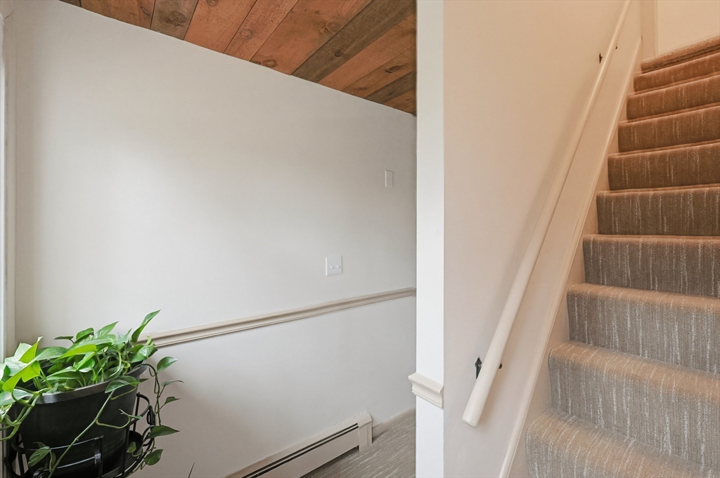 110 Oswego Street, Unit 2 Bellingham, MA 02019 - Photo 5 of 29