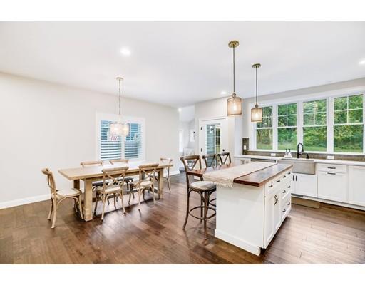 563 Country Way Scituate, MA 02066 - Photo 4 of 36 Gallery Image 4